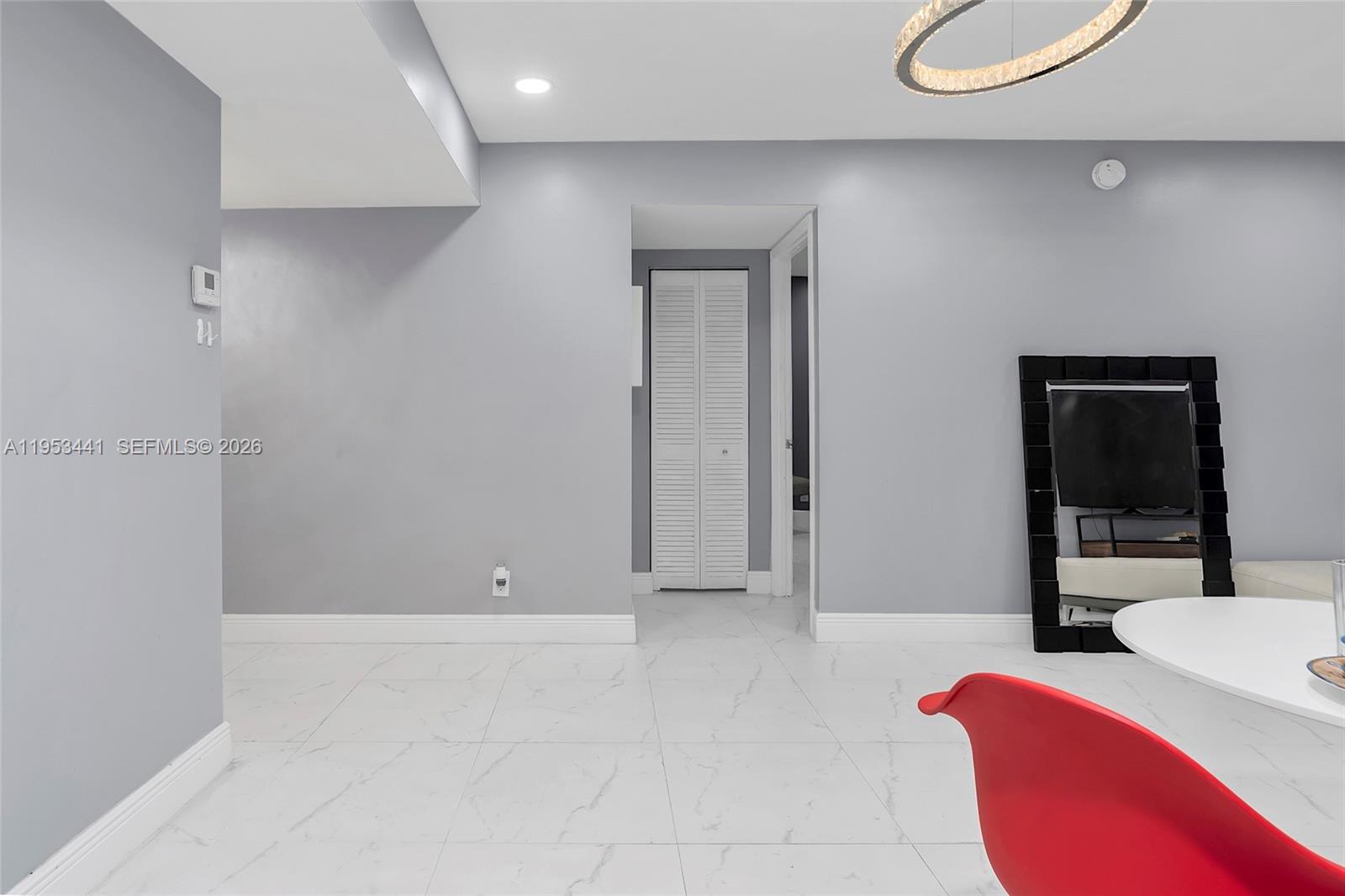 GARDEN LAKES OF INVERRARY - Residential