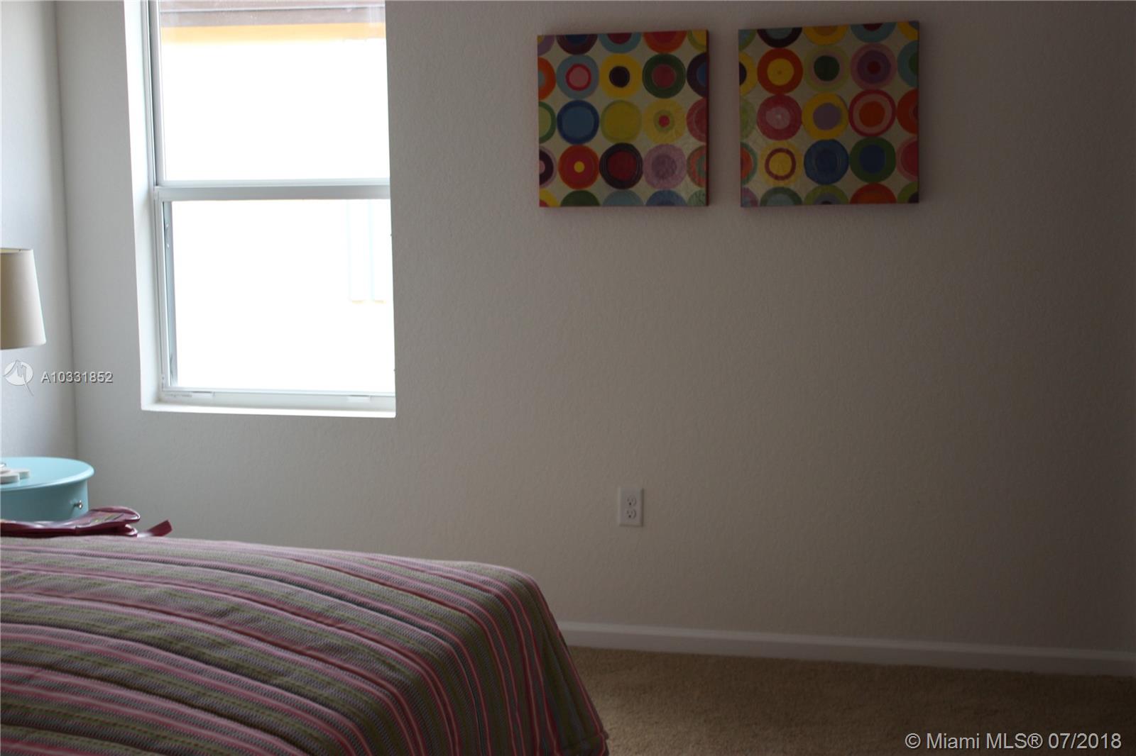 VENTANAS AT HOMESTEAD - Residential