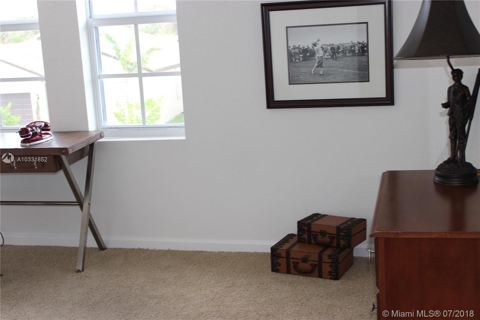 VENTANAS AT HOMESTEAD - Residential