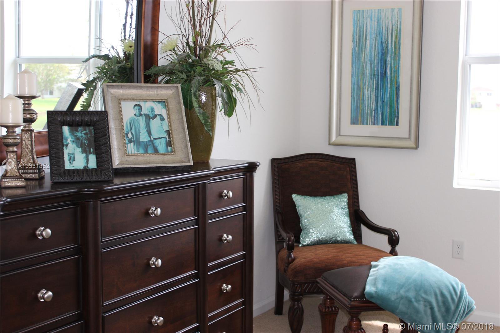 VENTANAS AT HOMESTEAD - Residential