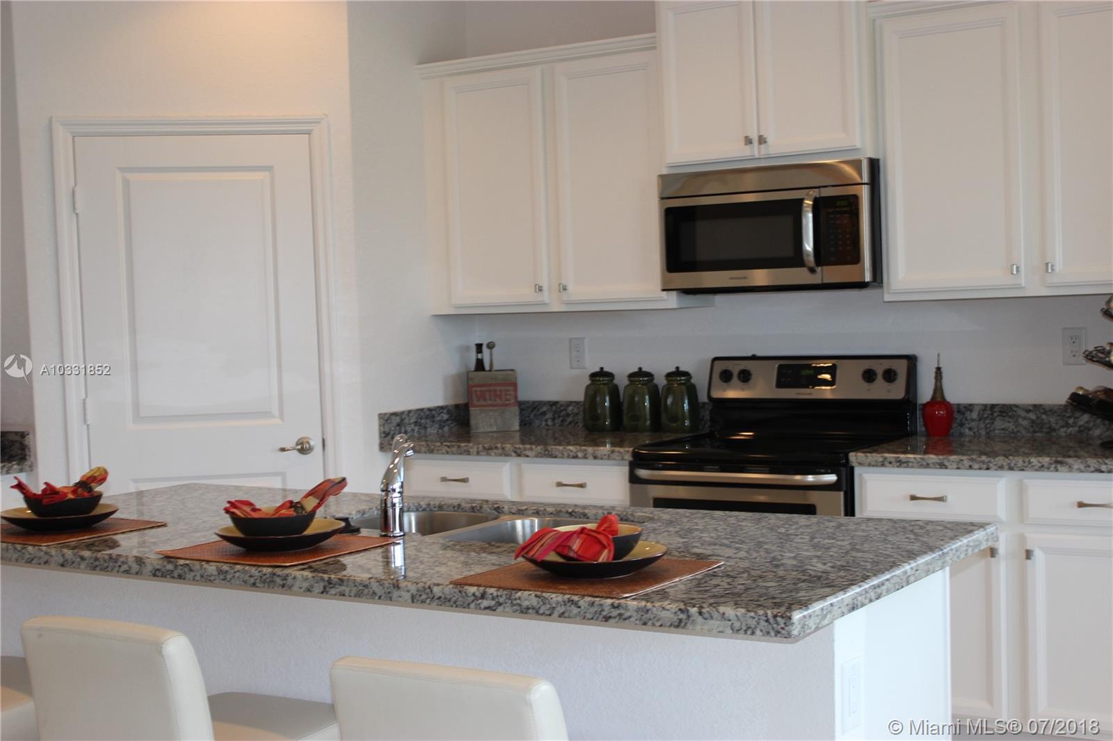 VENTANAS AT HOMESTEAD - Residential