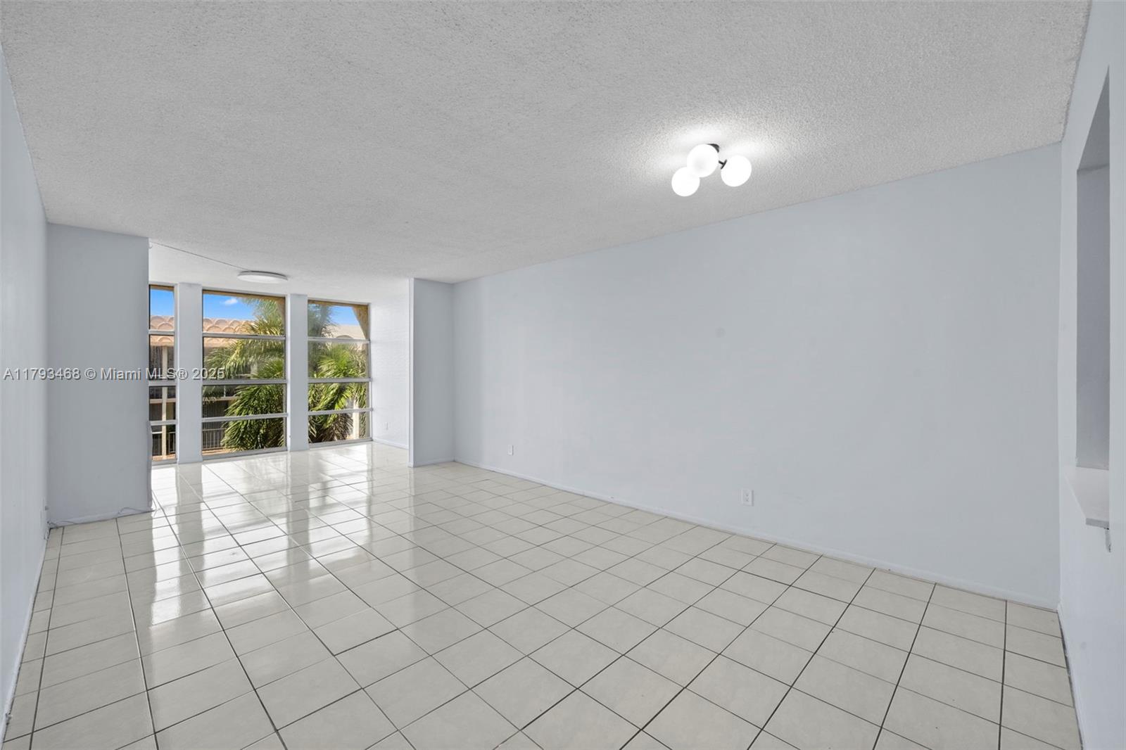 DESOTO PARK CONDO - Residential Lease
