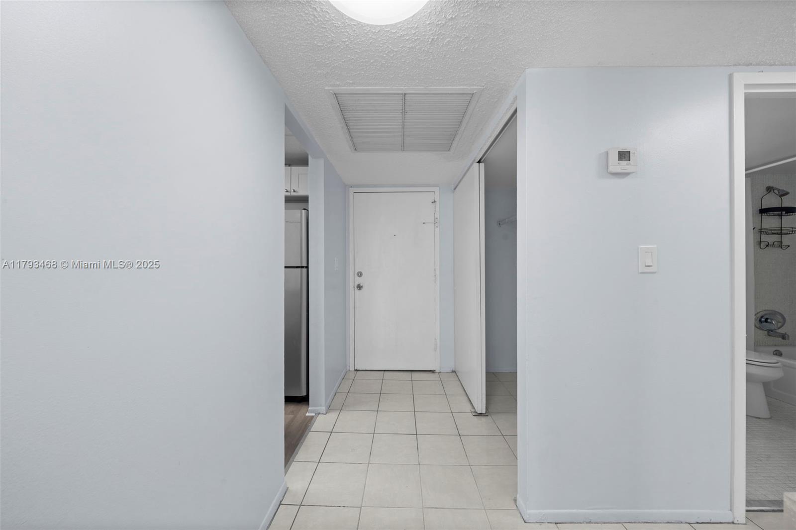 DESOTO PARK CONDO - Residential Lease