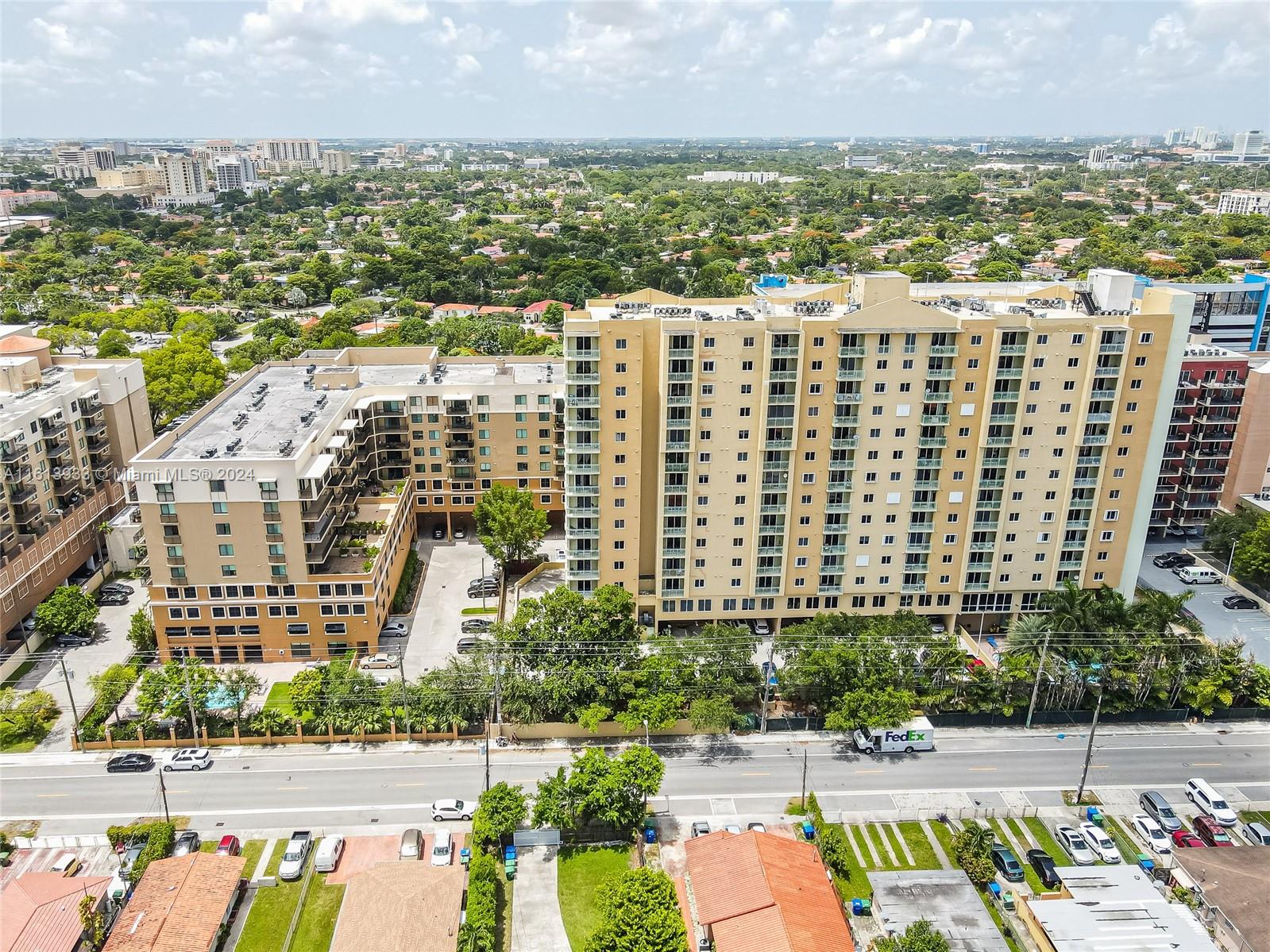 KEYSTONE VILLAS II CONDO - Residential