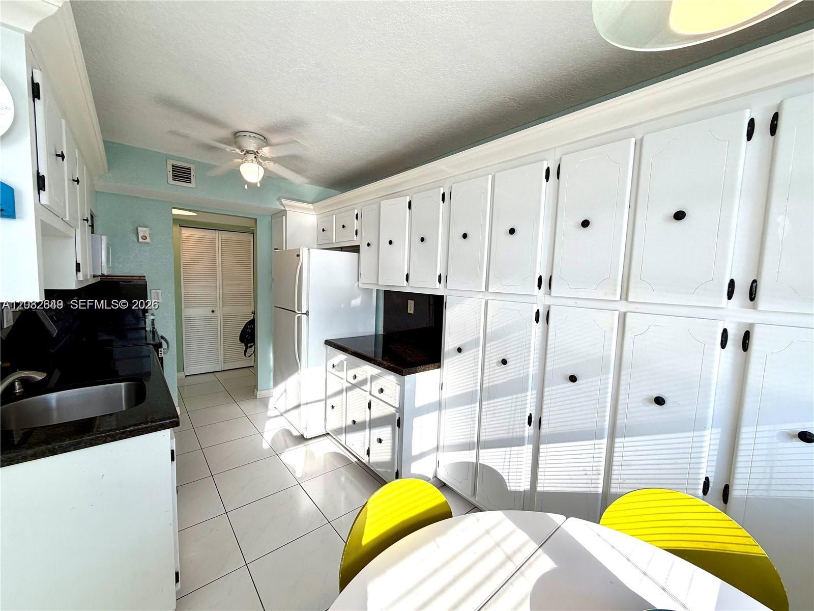 1833 S Ocean Dr 1202