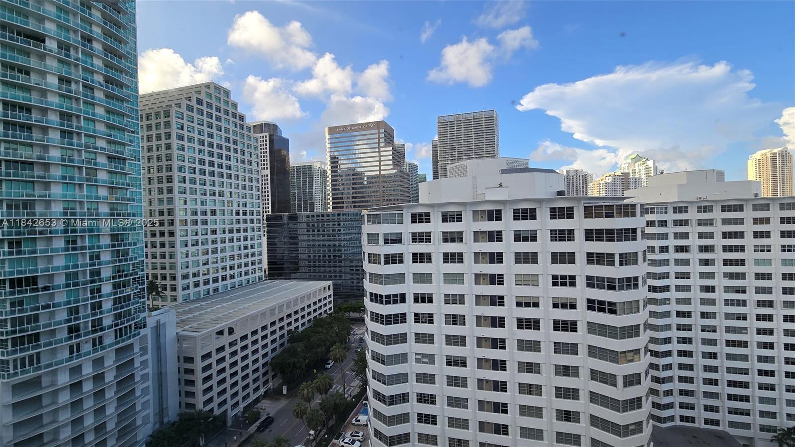 999 Brickell Bay Dr 2006