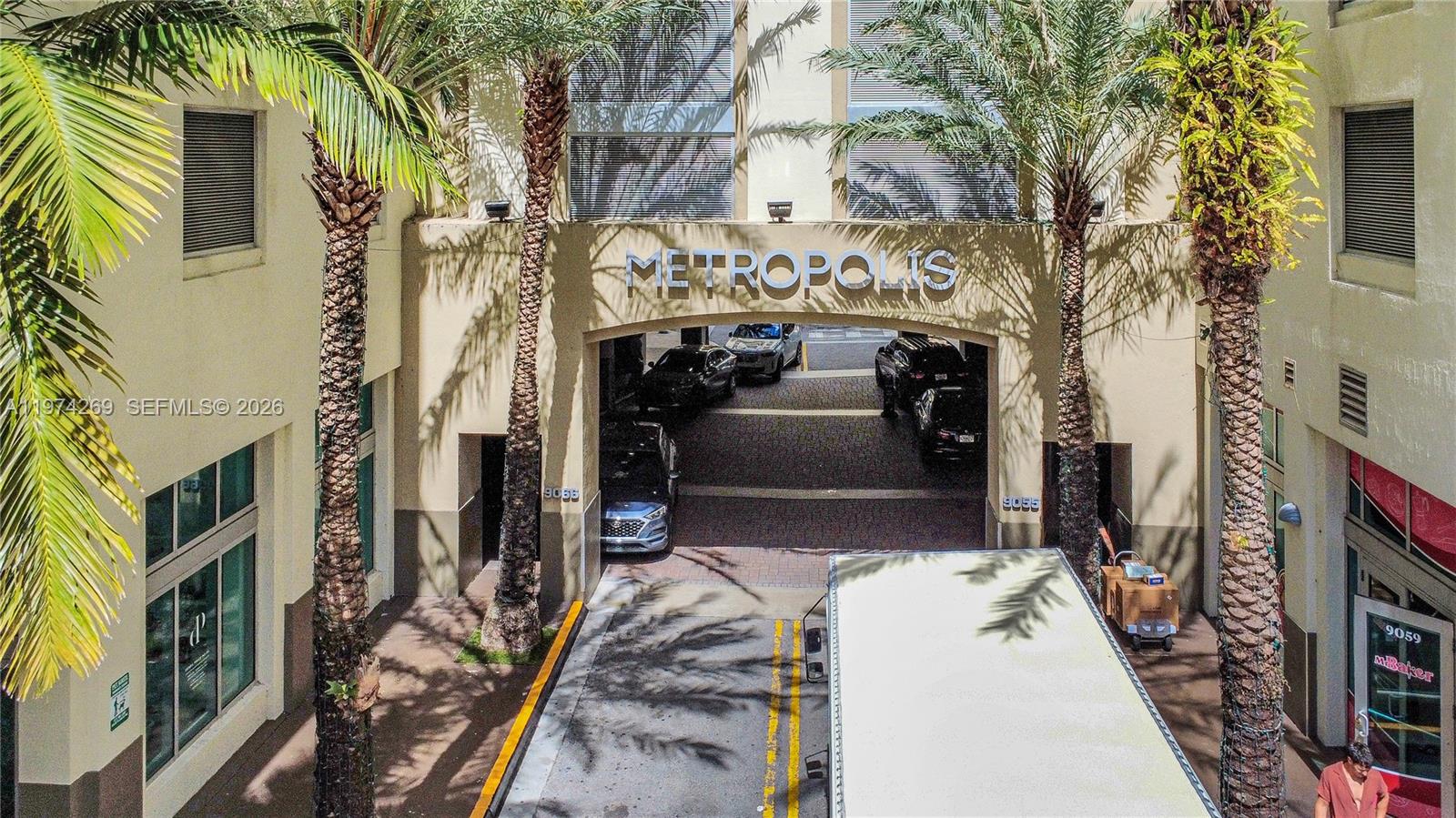 METROPOLIS II AT DADELAND - Residential