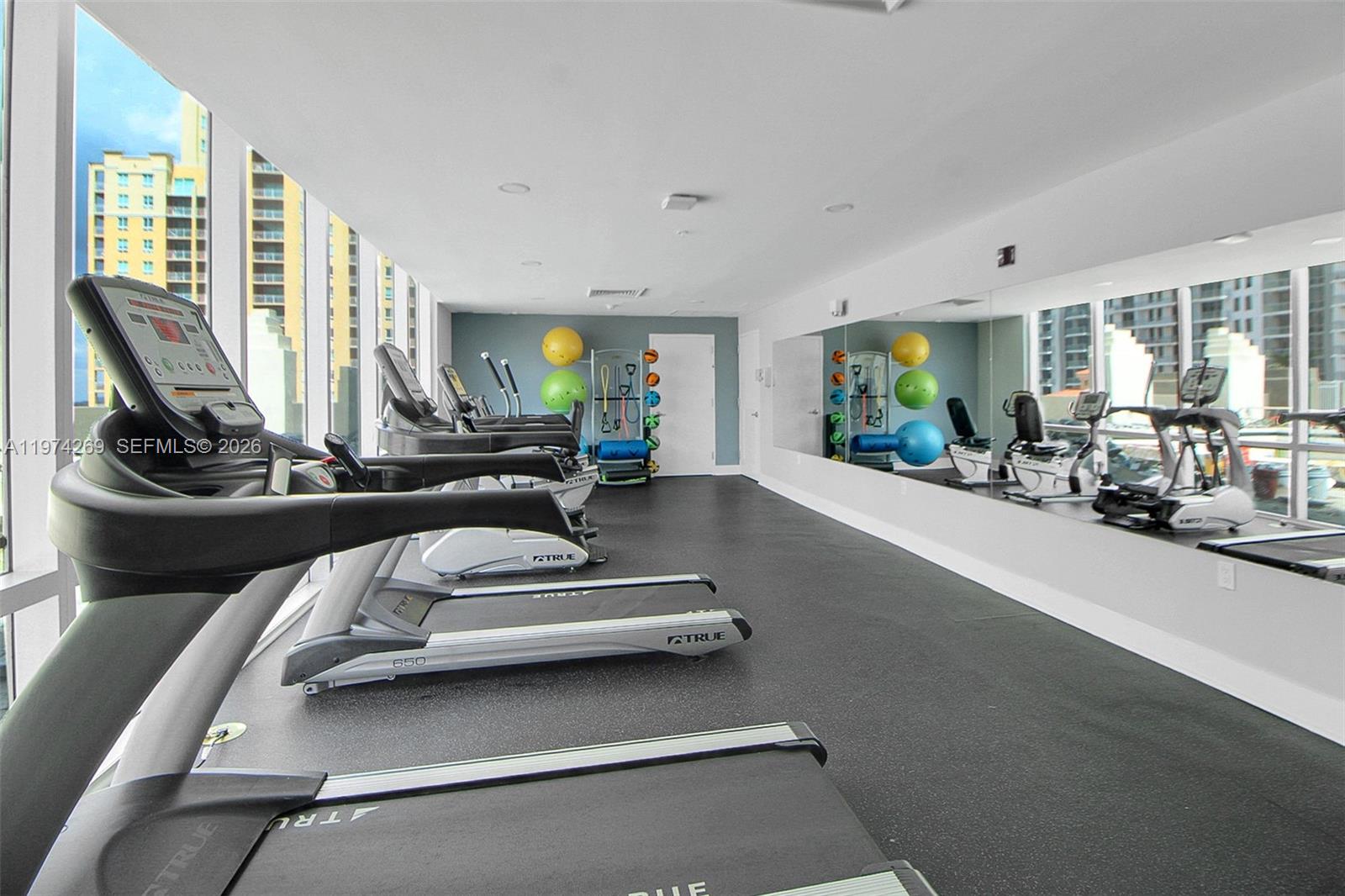 METROPOLIS II AT DADELAND - Residential