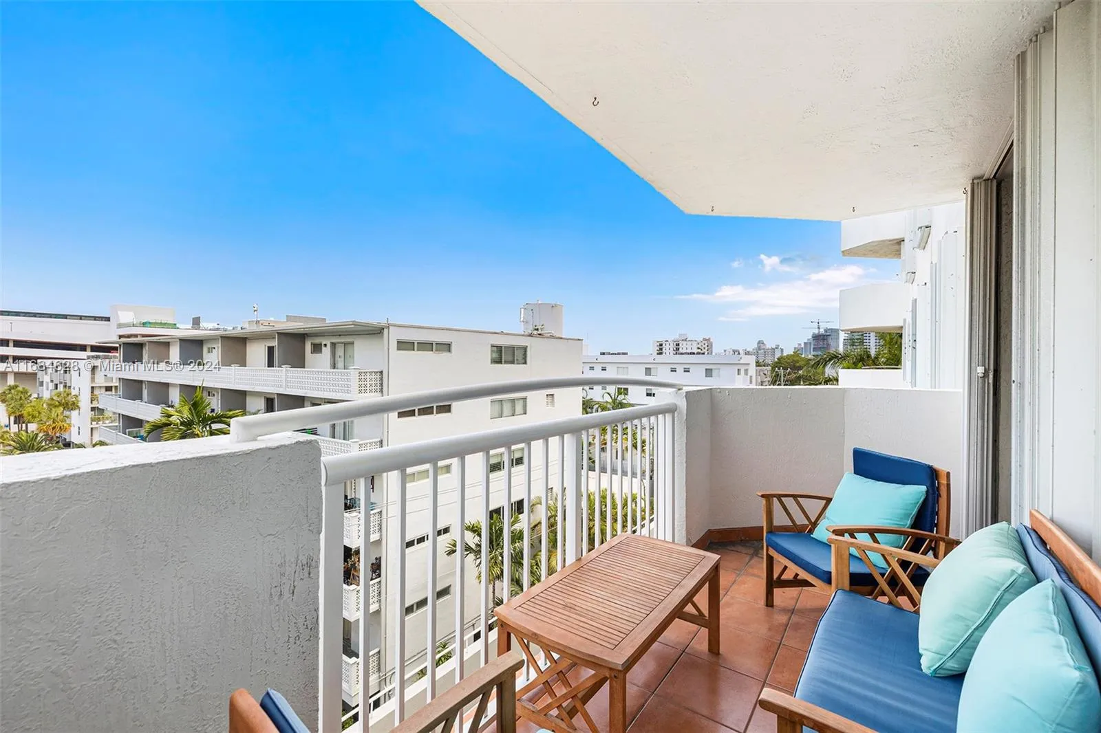 Miami Beach, Florida 33139, United States, 2 Bedrooms Bedrooms, ,2 BathroomsBathrooms,Residential,Active,36201