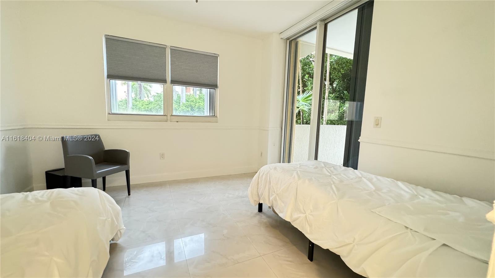 LAKE VILLA THREE CONDO - Residential