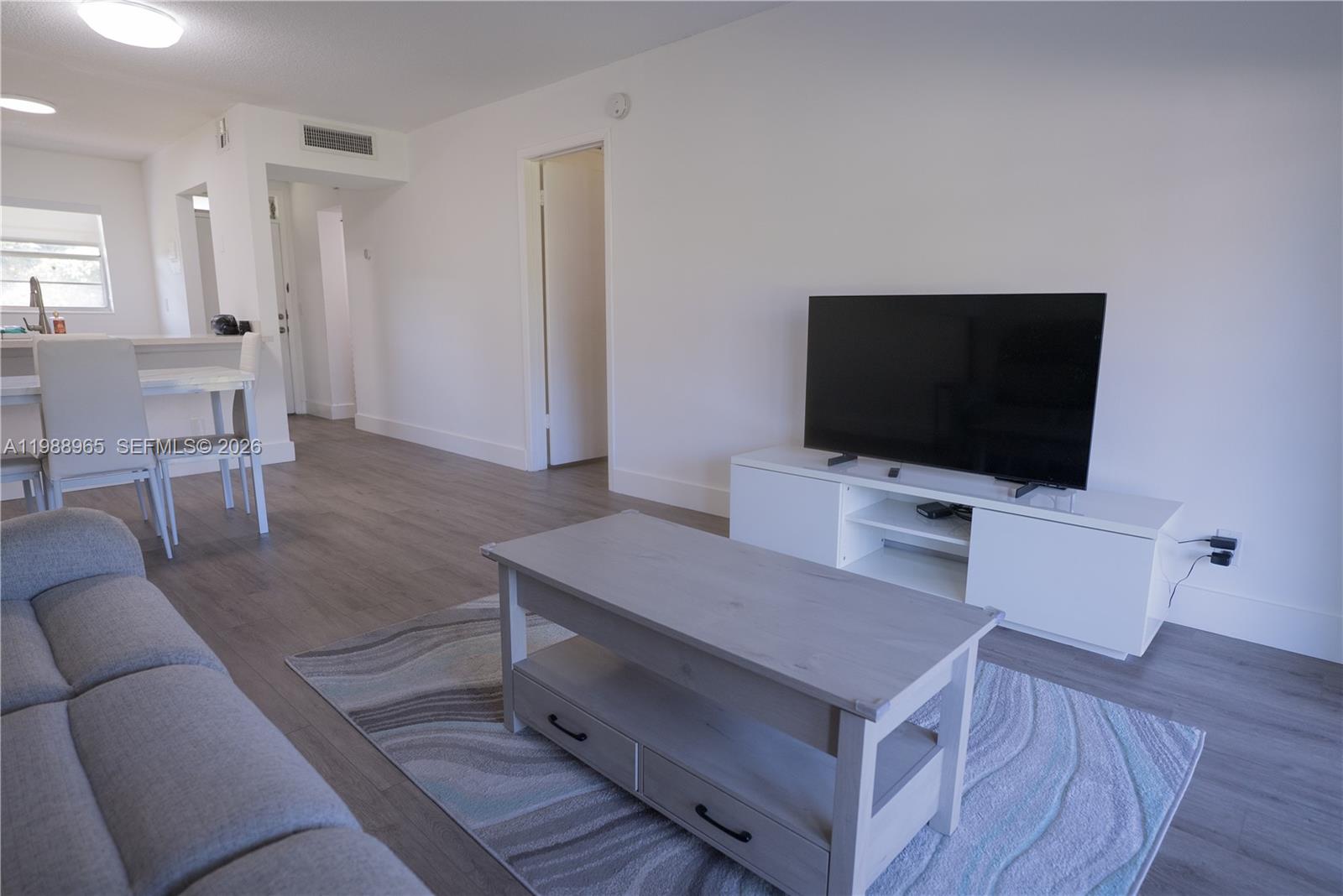 Lauderdale Oaks Condo - Residential