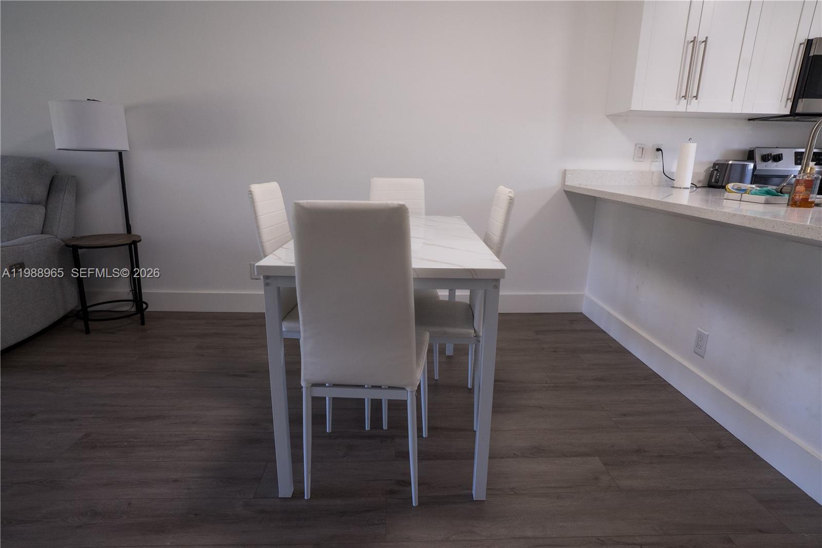 Lauderdale Oaks Condo - Residential