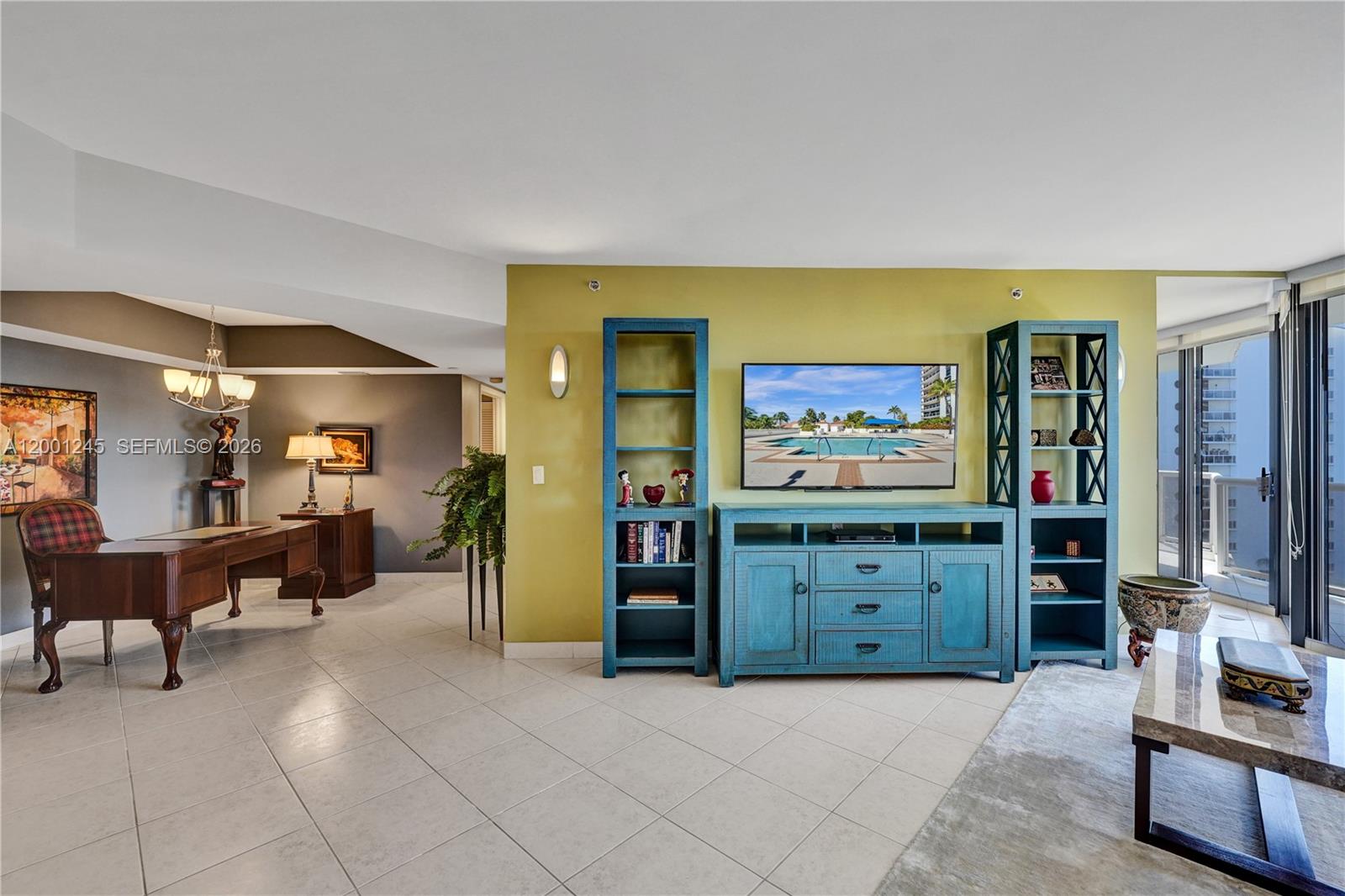 HARBOR TOWERS - Residential Lease