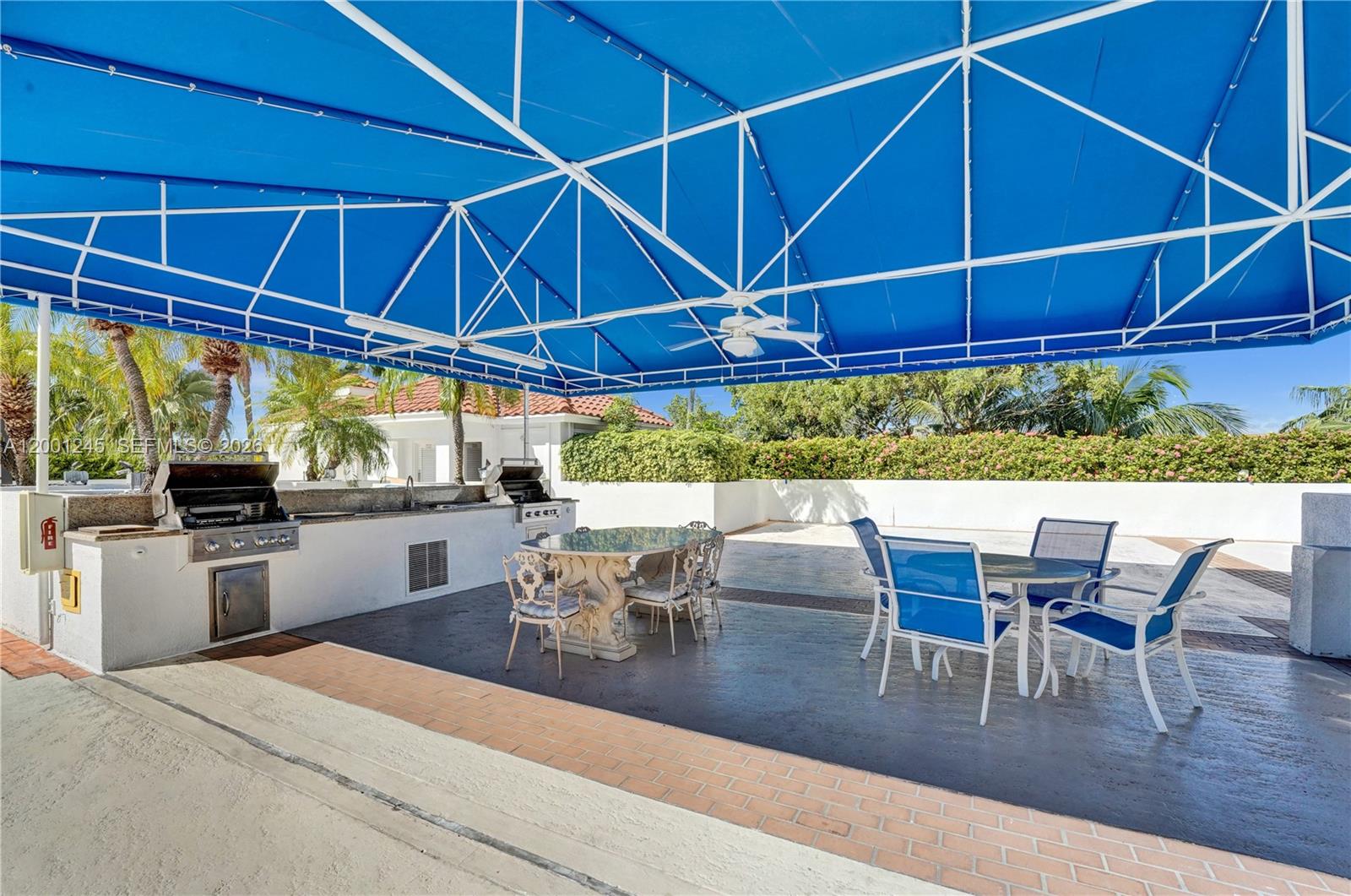 HARBOR TOWERS - Residential Lease