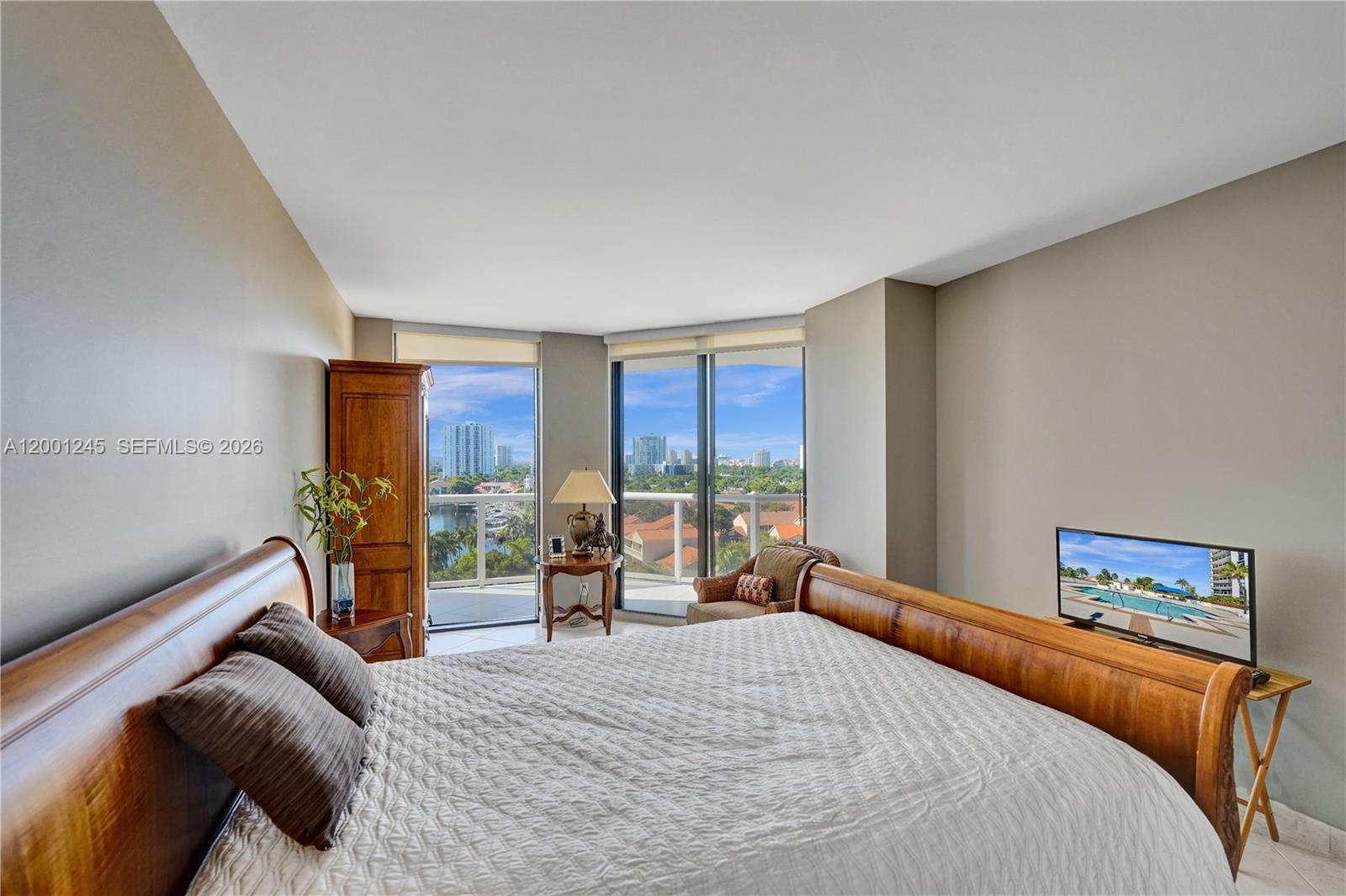 HARBOR TOWERS - Residential Lease