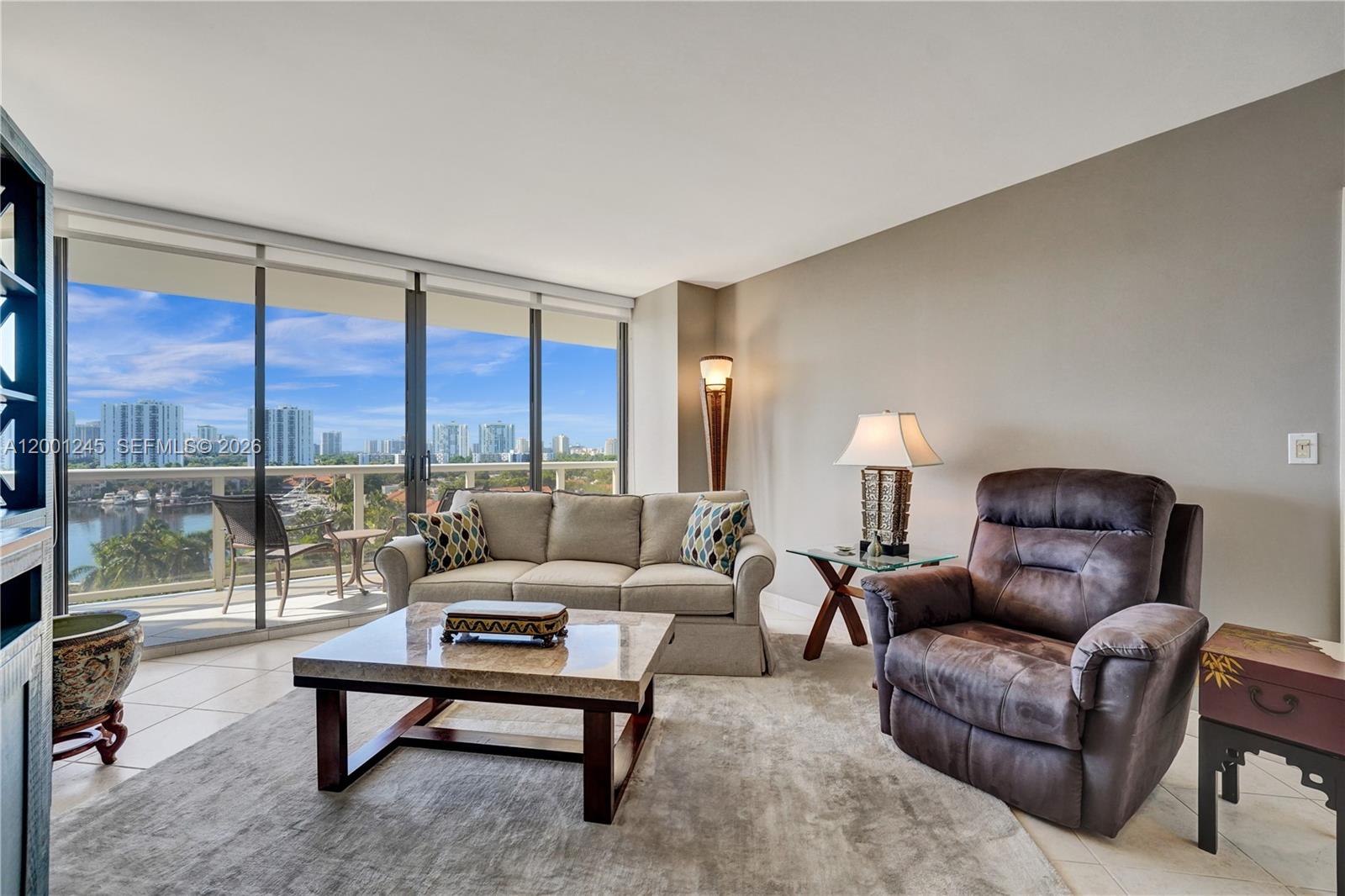 HARBOR TOWERS - Residential Lease