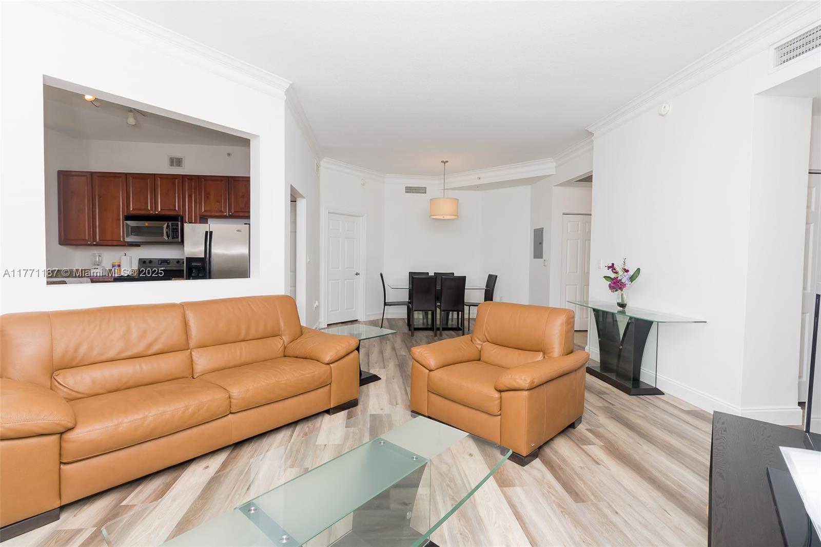 ALAQUA CONDO - Residential