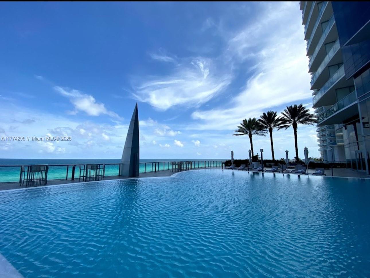 17121 Collins Ave 1802, Sunny Isles Beach, Miami-Dade County, Florida - 1 Bedrooms  
2 Bathrooms - 