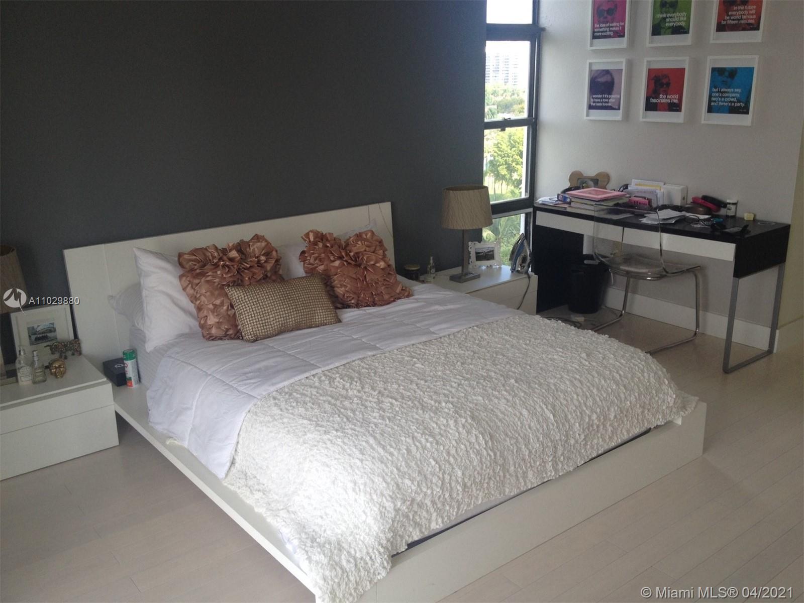 BONAVISTA CONDO - Residential