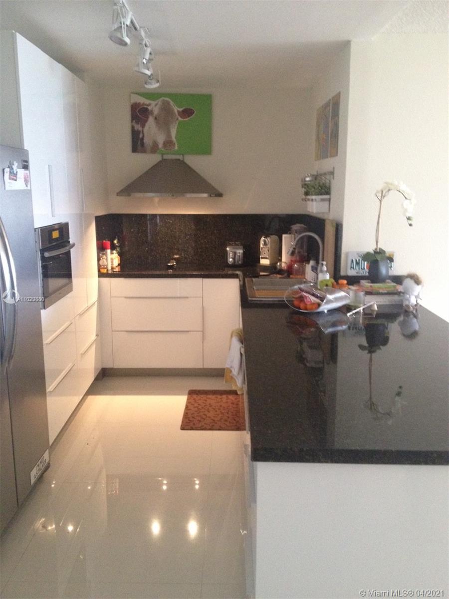 BONAVISTA CONDO - Residential