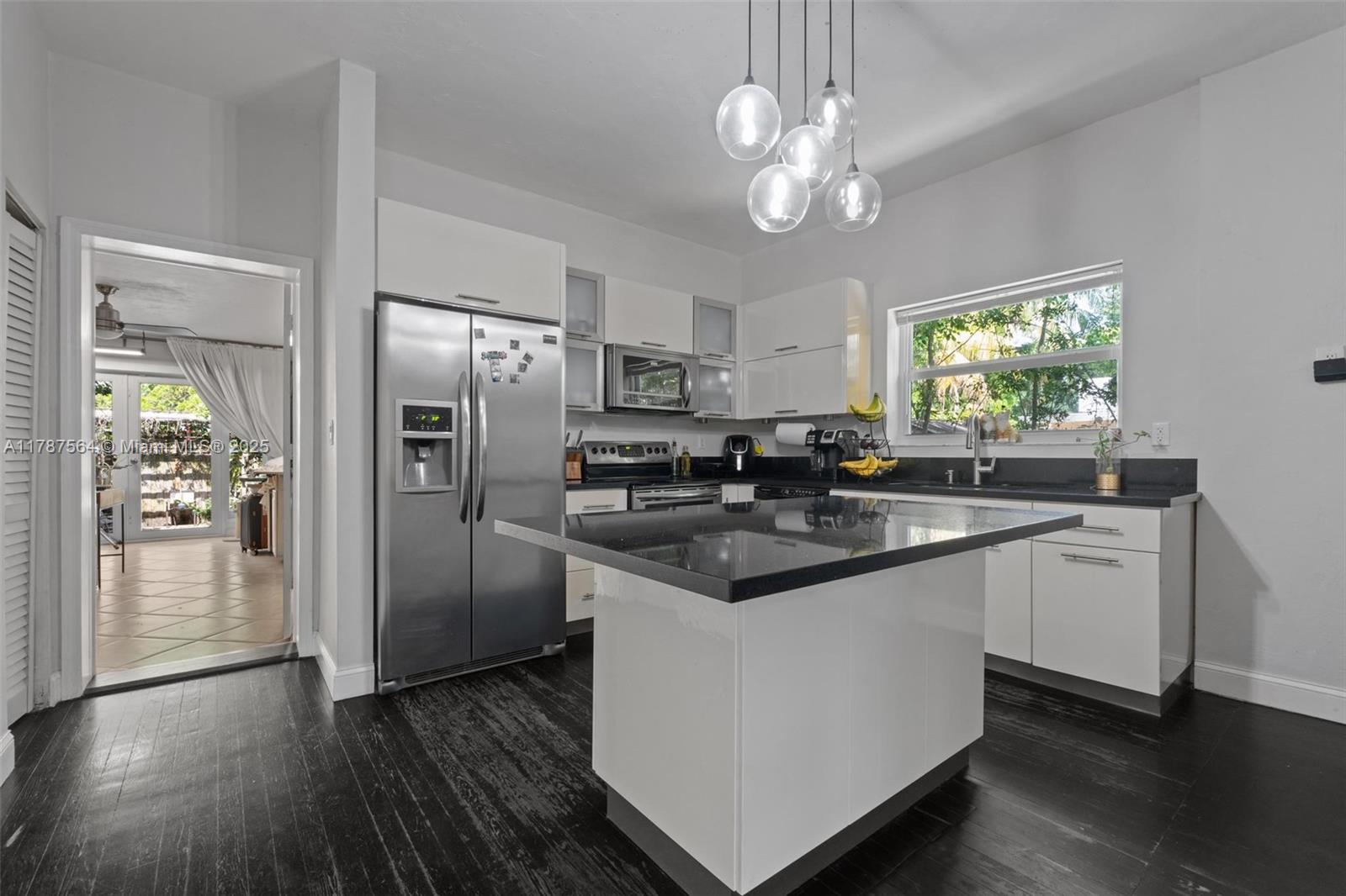 WOODSIDE - Residential Lease