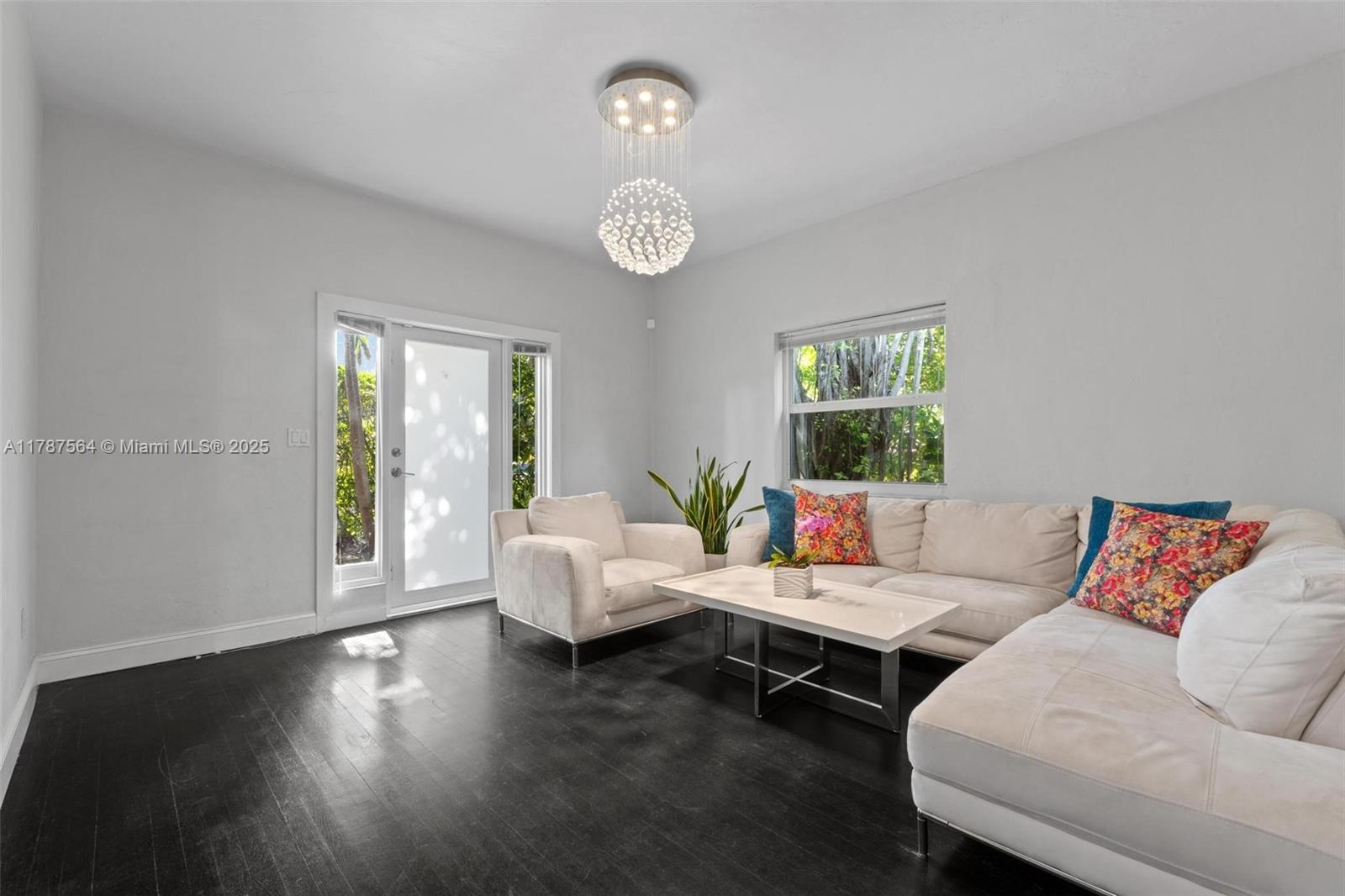 WOODSIDE - Residential Lease