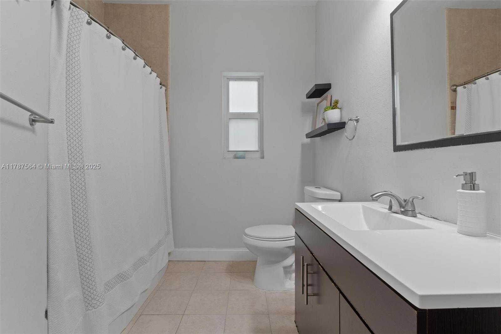 WOODSIDE - Residential Lease