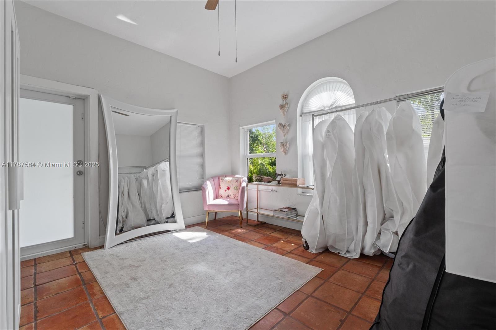 WOODSIDE - Residential Lease