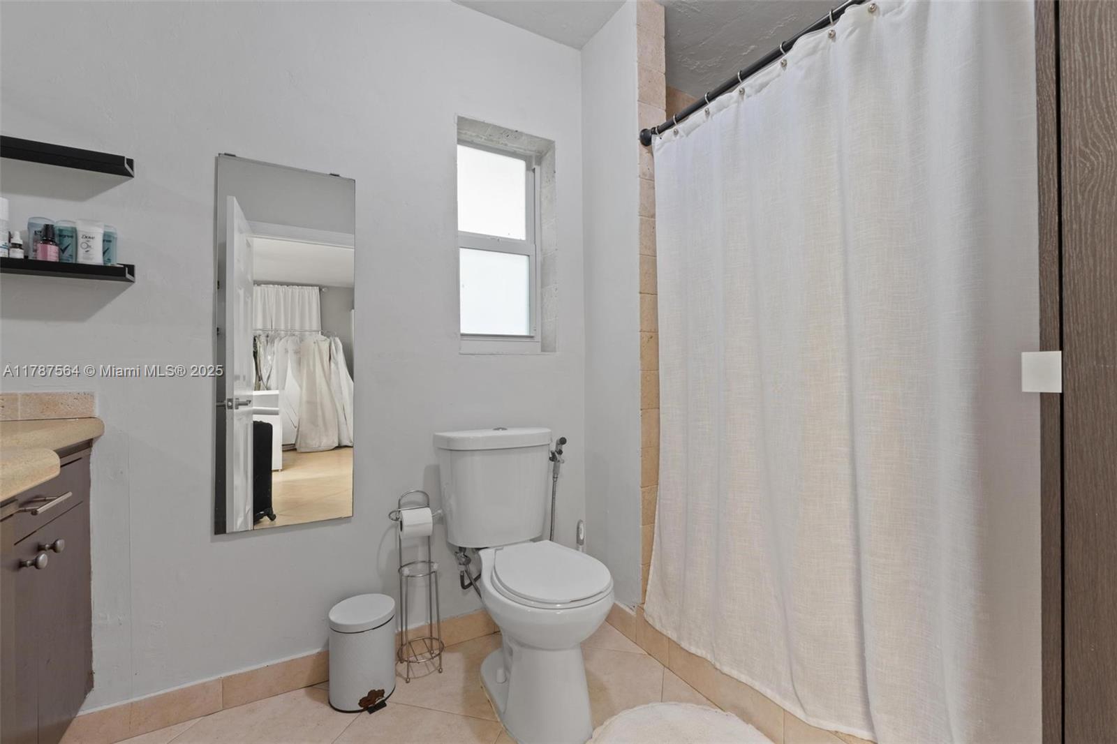 WOODSIDE - Residential Lease