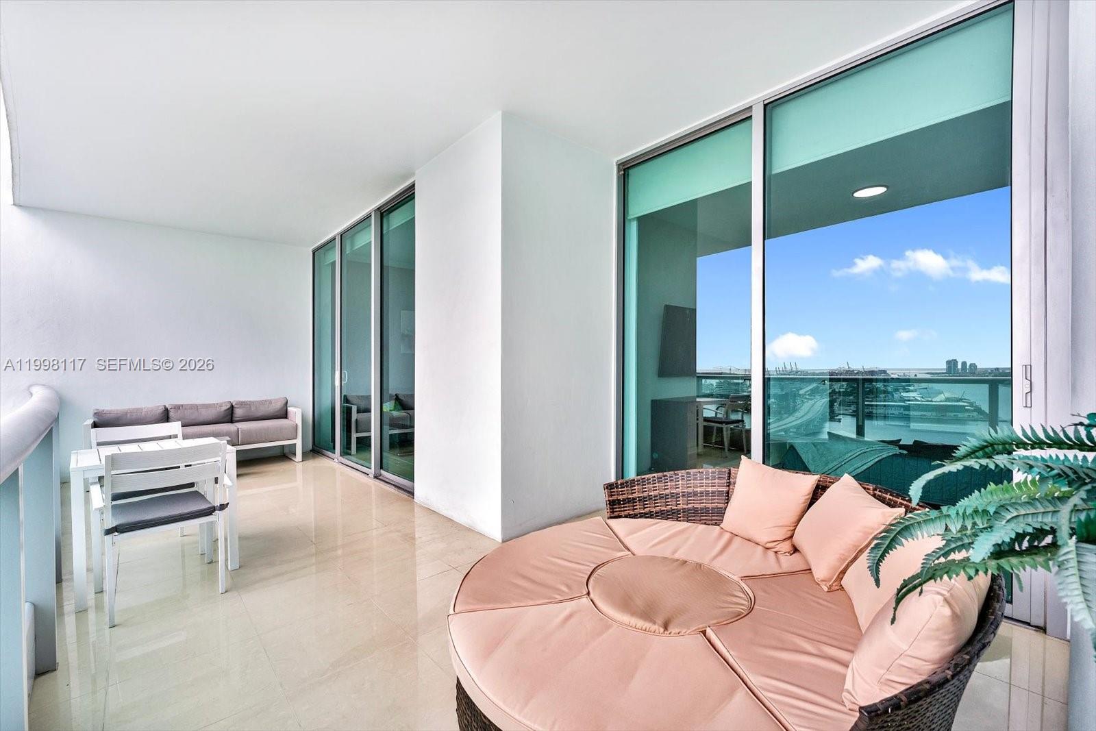 900 Biscayne Blvd 3109