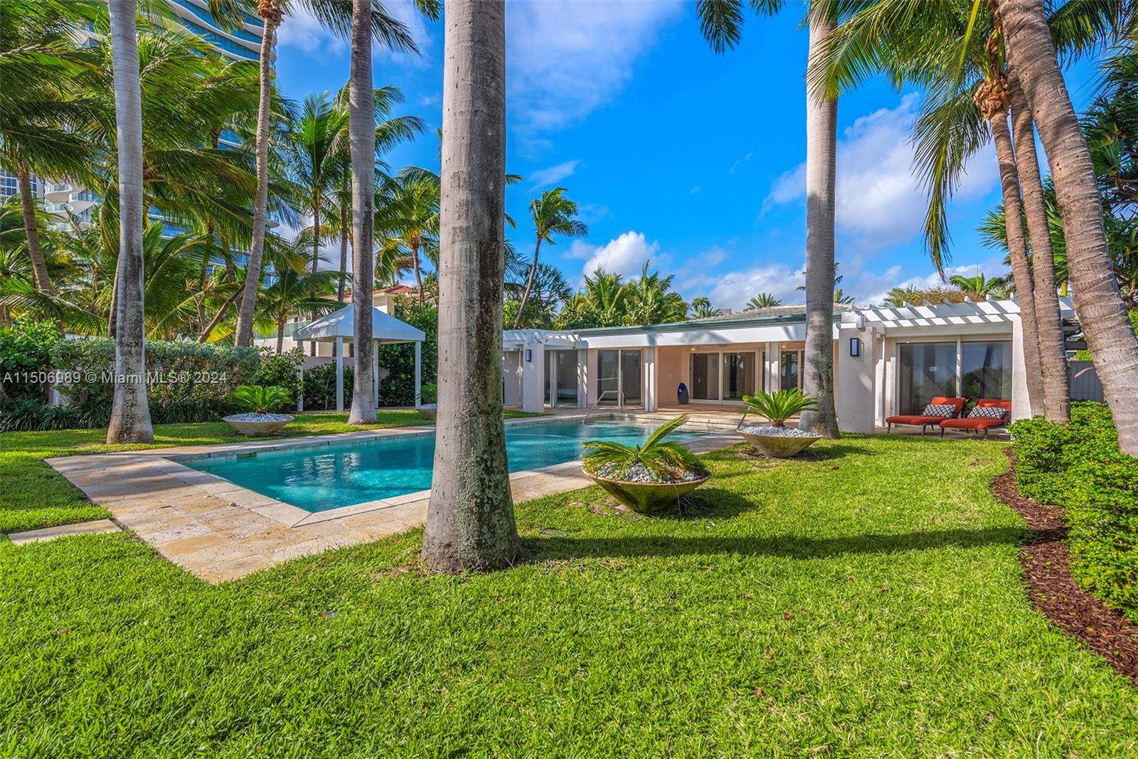 GOLDEN BEACH SEC C - Residential Lease