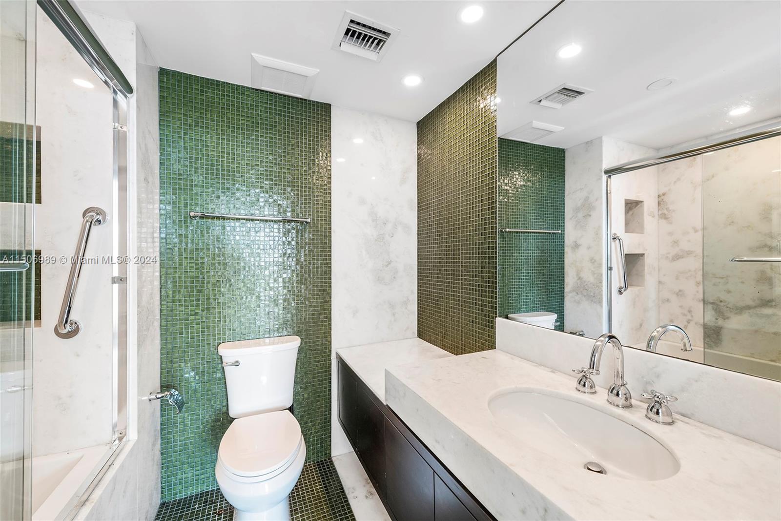 GOLDEN BEACH SEC C - Residential Lease