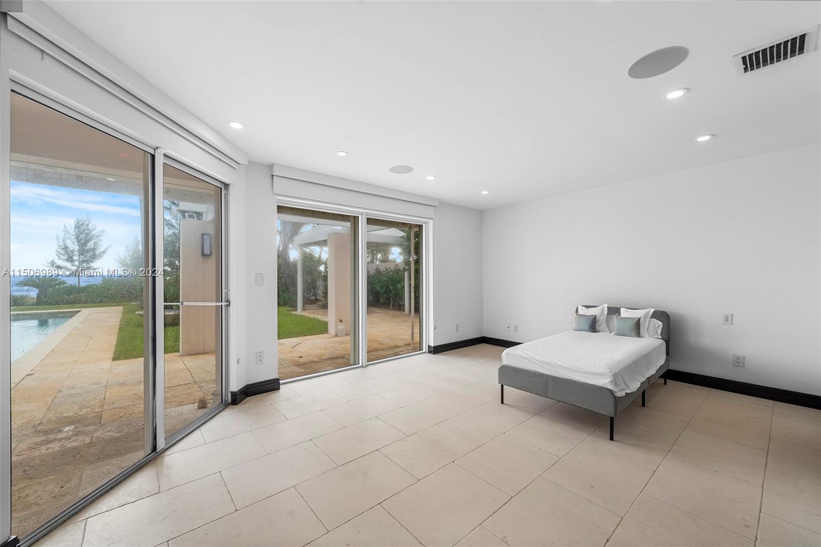 GOLDEN BEACH SEC C - Residential Lease