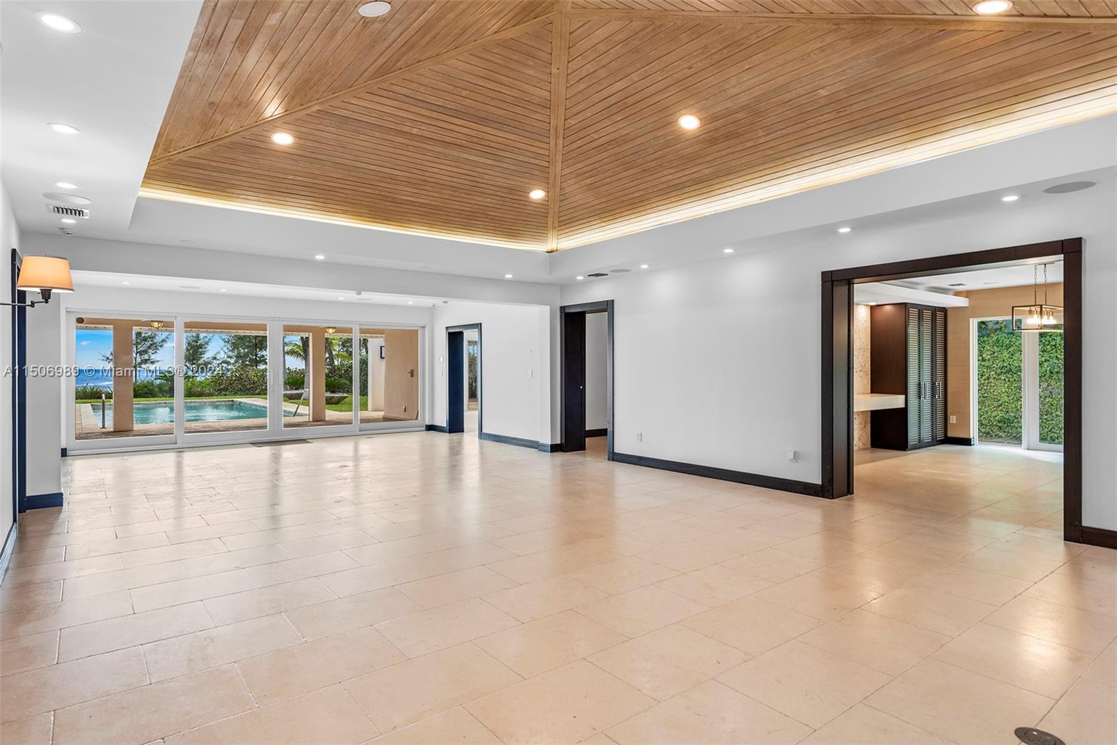 GOLDEN BEACH SEC C - Residential Lease