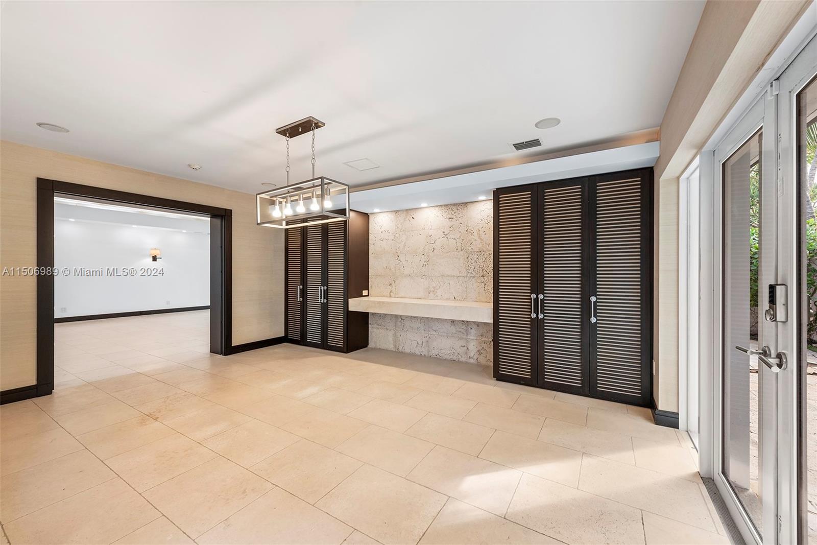GOLDEN BEACH SEC C - Residential Lease