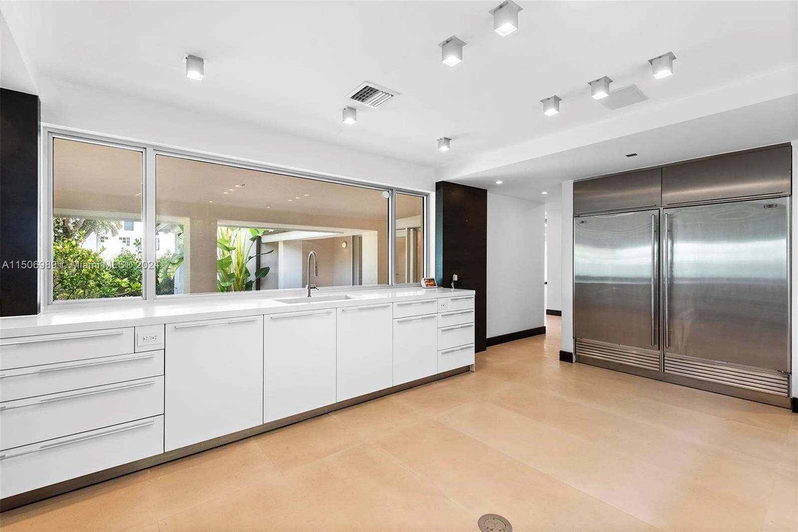 GOLDEN BEACH SEC C - Residential Lease