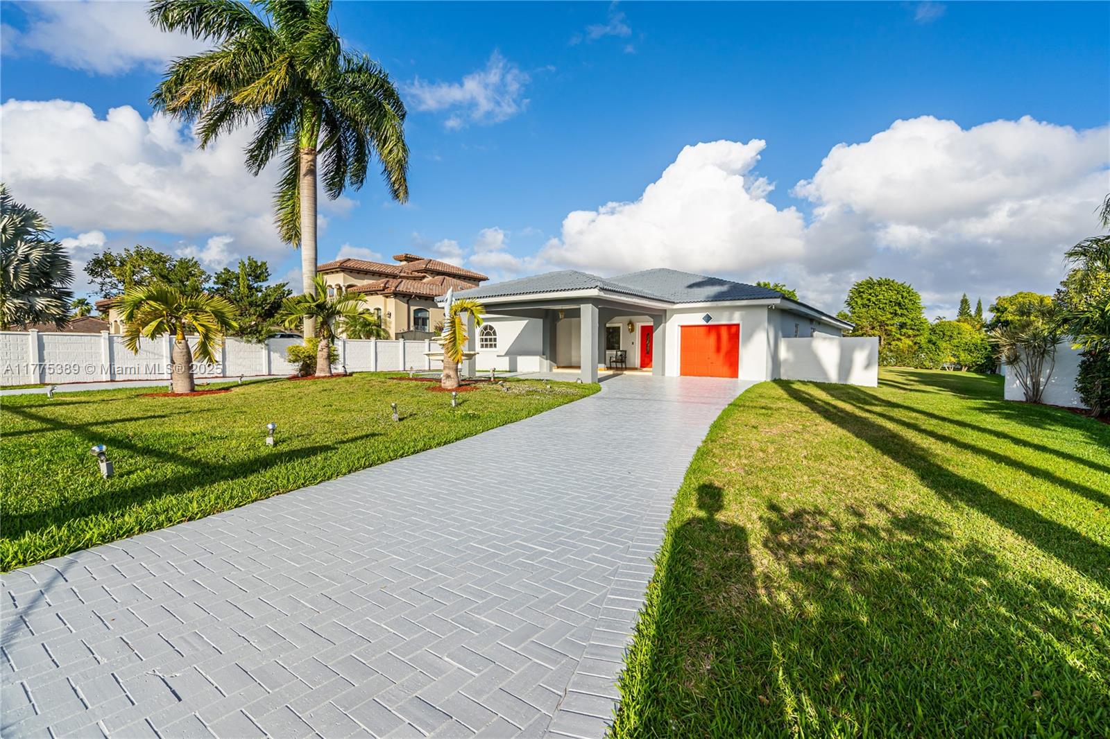 Rental Property at 2841 Sw 132nd Ave, Miami, Broward County, Florida - Bedrooms: 6 
Bathrooms: 5  - $7,950 MO.