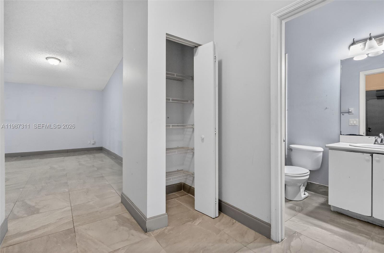 CENTEX-REPLAT OF A PORTIO - Residential