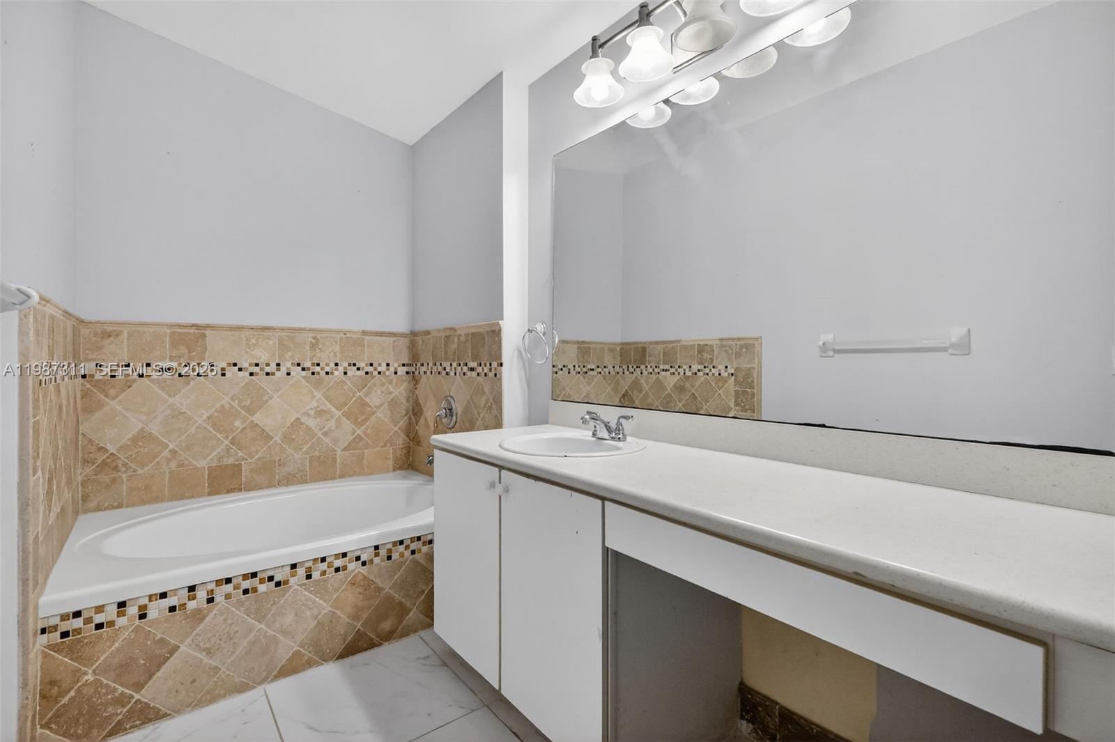 CENTEX-REPLAT OF A PORTIO - Residential