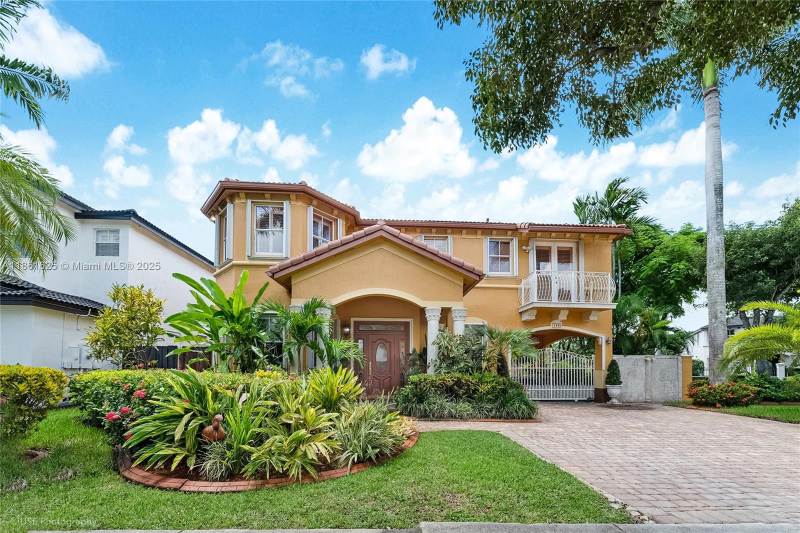 Spacious two-story layout with 4 bedrooms and 3.5 baths offers versatility and comfort. First-floor office and breakfast nook ideal for today’s lifestyle. Premium flooring throughout, walk-in closets, security system—thoughtfully designed for everyday living. Large 7,300 sq ft lot, stucco exterior, and garage. Peaceful location with no traffic, yet close to schools, shops, and commuter routes. Seller is open to Seller Financing/Owner Financing for an easy closing.