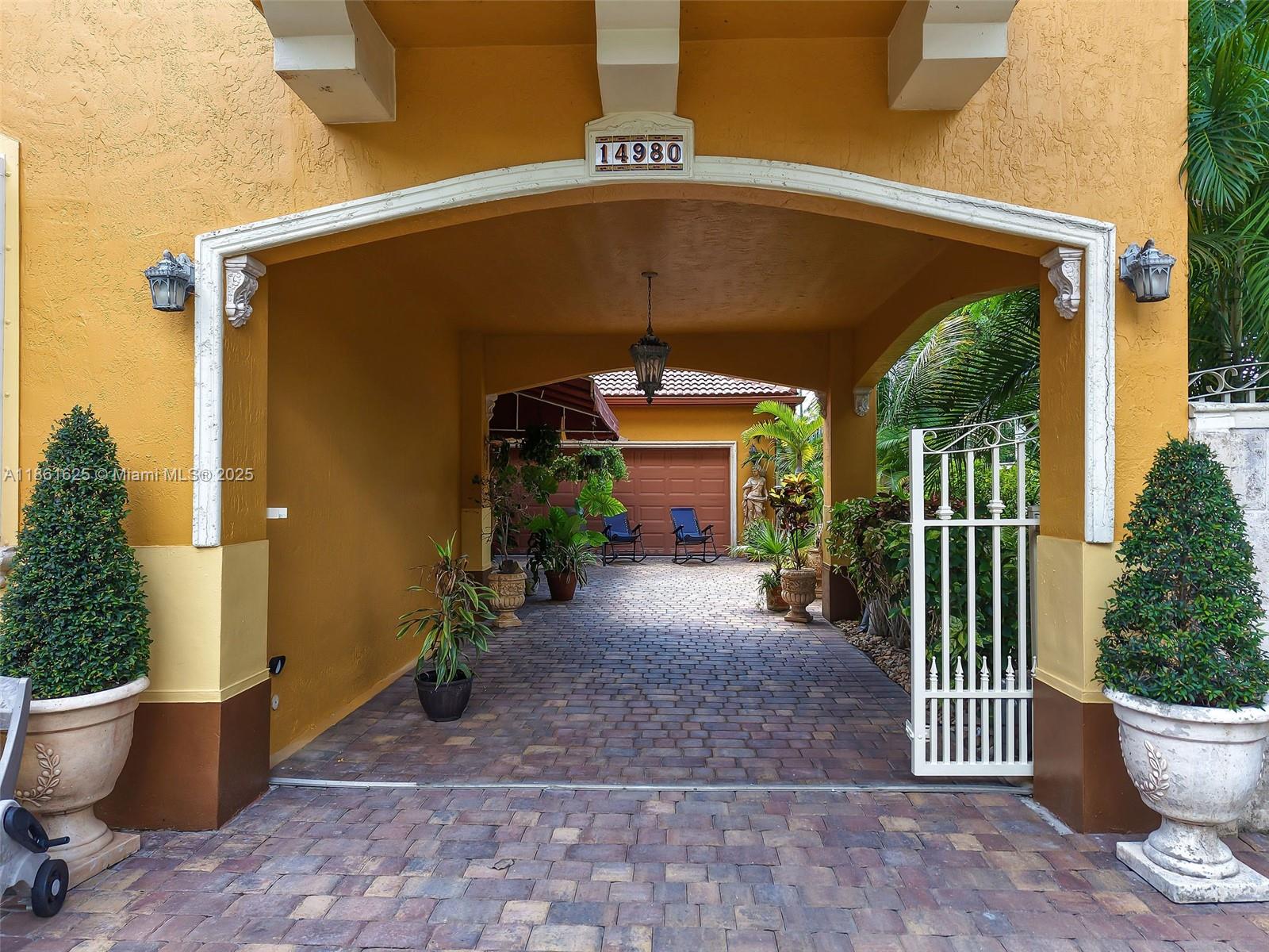 GRAND LAKES PHASE II - Residential