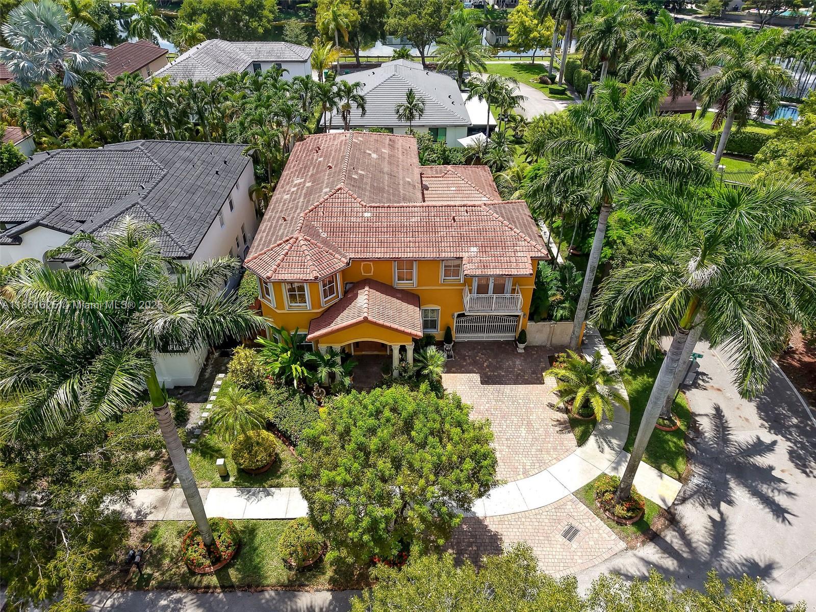 GRAND LAKES PHASE II - Residential