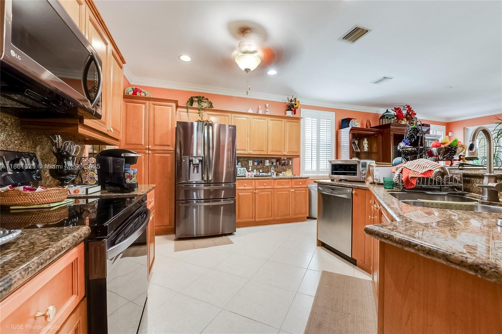 GRAND LAKES PHASE II - Residential