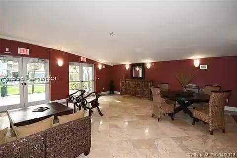 GATEWAY TO THE GROVE COND - Residential Lease