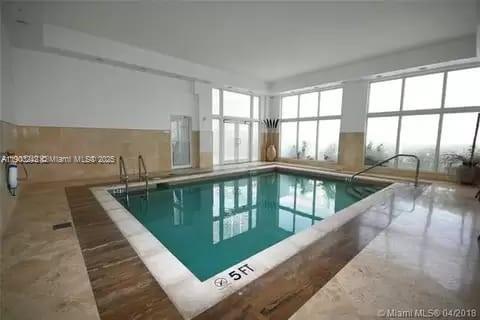 GATEWAY TO THE GROVE COND - Residential Lease