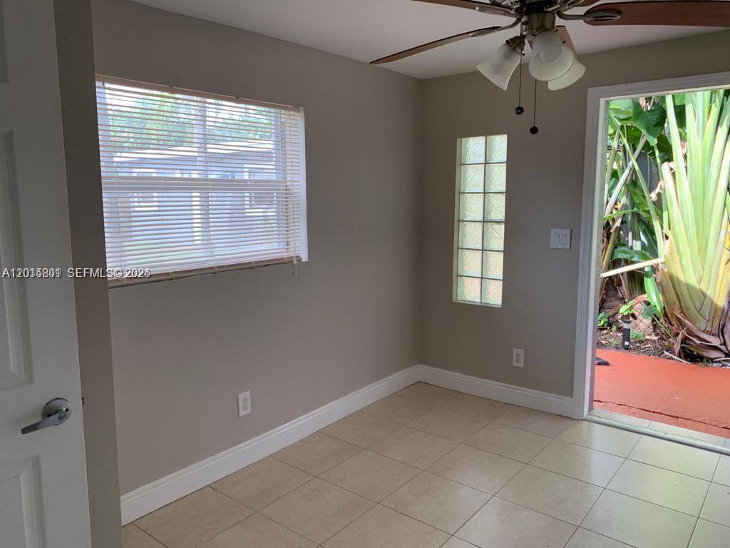 SUN LAND PARK - Residential Lease