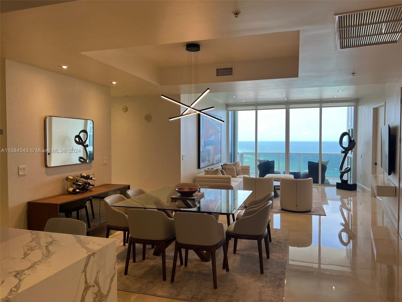 TRUMP ROYALE CONDO - Residential