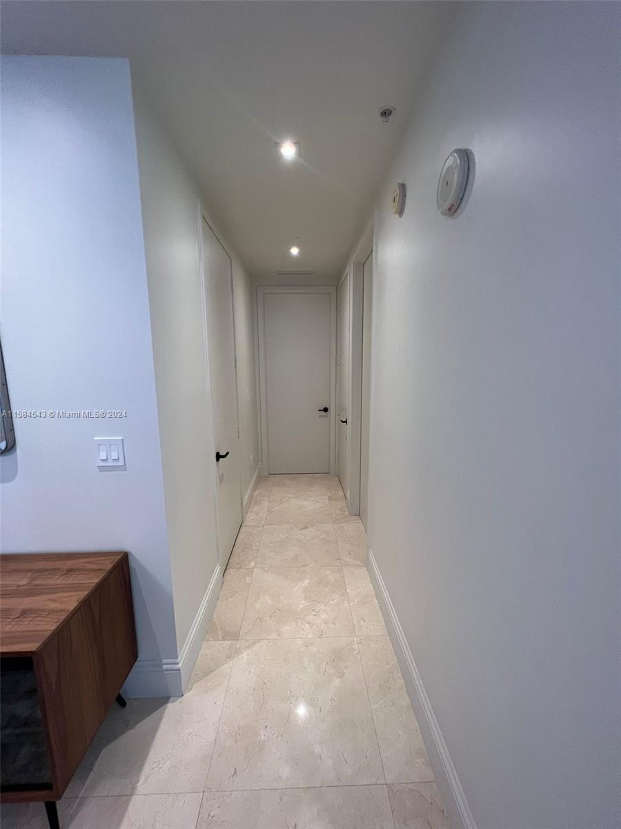 TRUMP ROYALE CONDO - Residential