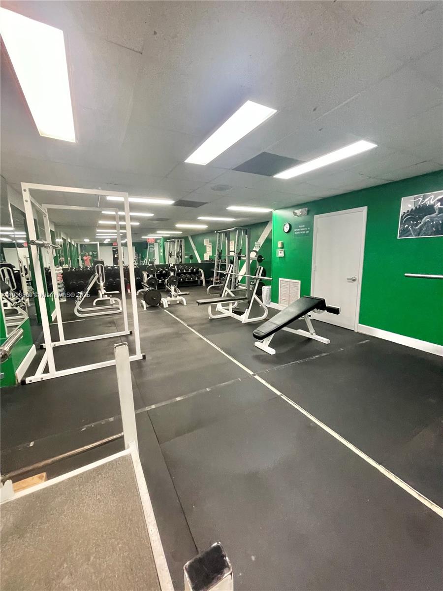 POND APPLE PLACE IV-B CON - Residential