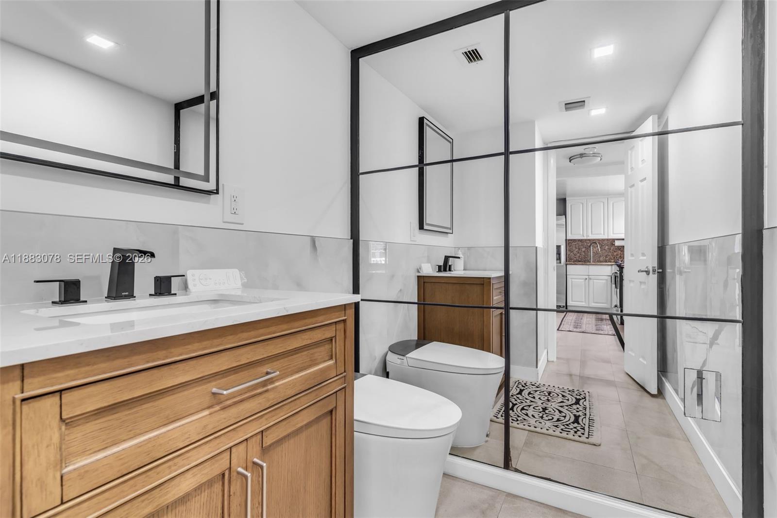 5838 CONDOMINIUM REGENCY T - Residential